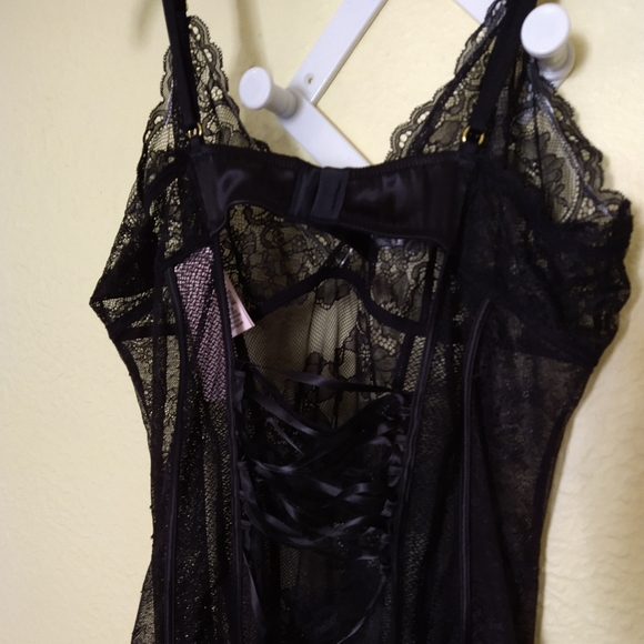 Victoria's Secret Black One-piece Garter Lingerie NWT - Picture 5 of 11